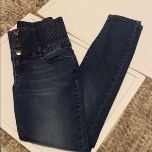 Blue spice jeans